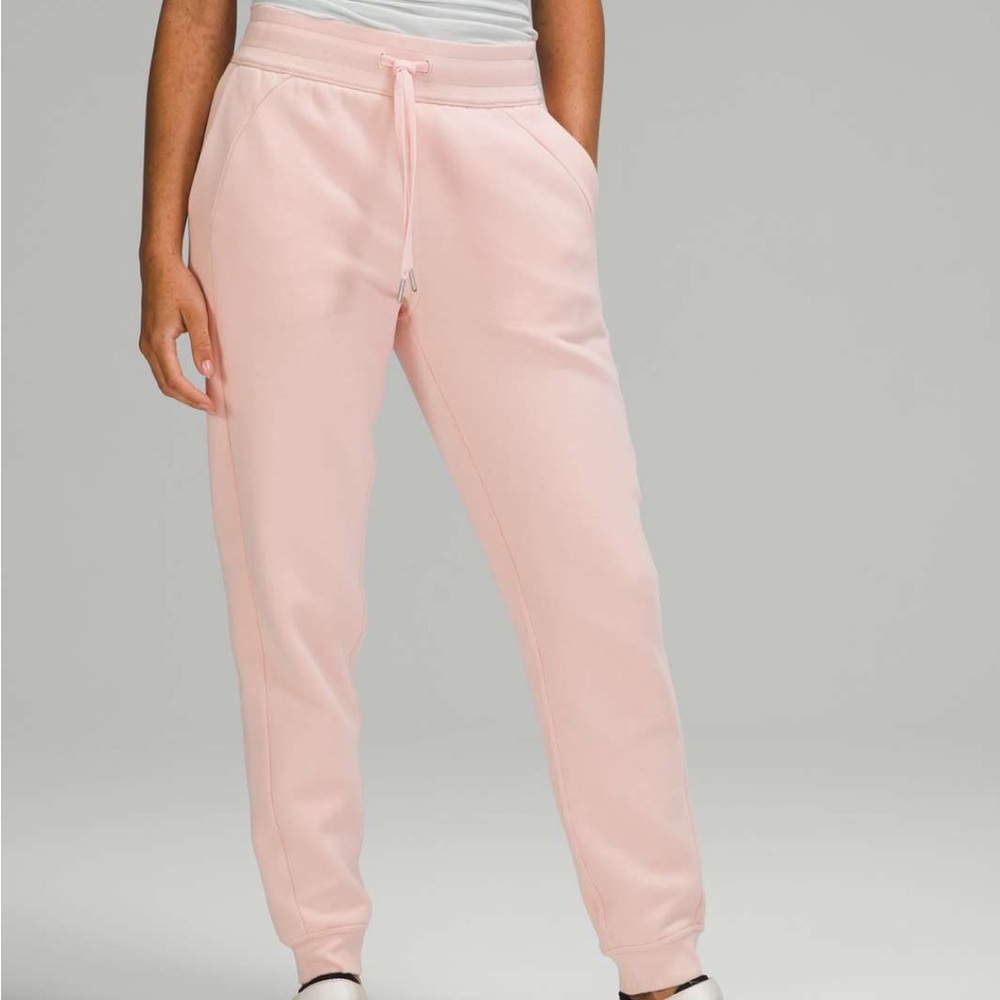 Pink scuba joggers